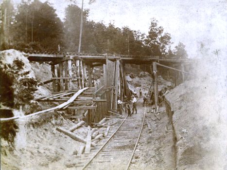 Clagget MI railroad overpass